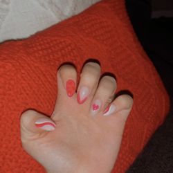 Valentine's Day theme nails