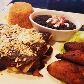 La Cocina De Mama - Mole enchiladas - Mexican Near Me - Louisville, Kentucky La Cocina De Mama - Mole enchiladas - Mexican Near Me - Louisville, Kentucky
