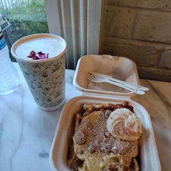 Mirabelle Savannah - Pumpkin Cream Cheese Waffle - Coffee & Tea Near Me - Savannah, Georgia Mirabelle Savannah - Pumpkin Cream Cheese Waffle - Coffee & Tea Near Me - Savannah, Georgia