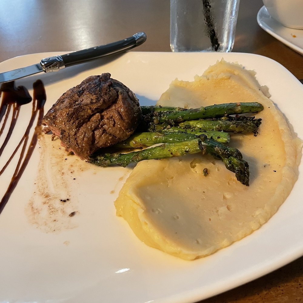 Noble Roots - Filet mignon with smoky garlic mashed potatoes and asparagus - Wine Bars Near Me - Pooler, Georgia Noble Roots - Filet mignon with smoky garlic mashed potatoes and asparagus - Wine Bars Near Me - Pooler, Georgia