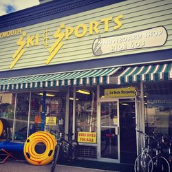 Plymouth Ski & Sports - Plymouth Ski & Sports: Snowboard Shop Ride 603  Store Front.