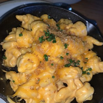 Yardbird Table & Bar - Mac n Cheese - Southern Near Me - Miami Beach, Florida