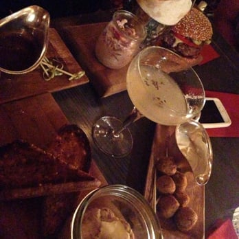 The Gilbert Scott - Feast on the table. - British Near Me - London, XGL