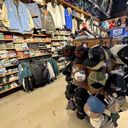 Zumiez