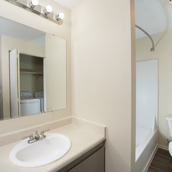 Monte Vista Apartment - Apartments Near Me - University Place, Washington Monte Vista Apartment - Apartments Near Me - University Place, Washington