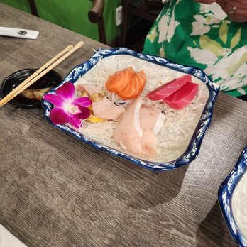 Sushi Bella - Sashimi plate - Sushi Bars Near Me - Desert Hot Springs, California Sushi Bella - Sashimi plate - Sushi Bars Near Me - Desert Hot Springs, California
