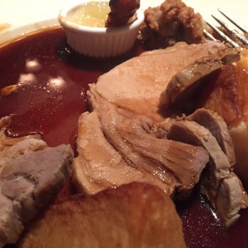 Eight Bells Inn - Roasted Loin Of Pork - Pubs Near Me - Chipping Campden, GLS