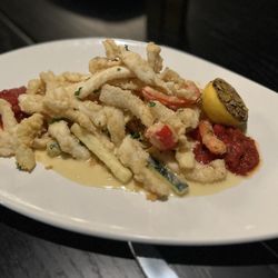 Calamari - light and crispy - not crunchy