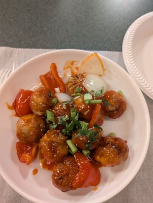 Mom's MoMo and Deli by null