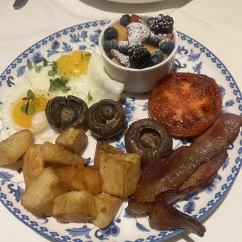 Ashby Inn & Restaurant - New American Near Me - Paris, Virginia