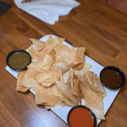 La Huasteca - Chips and Salsa