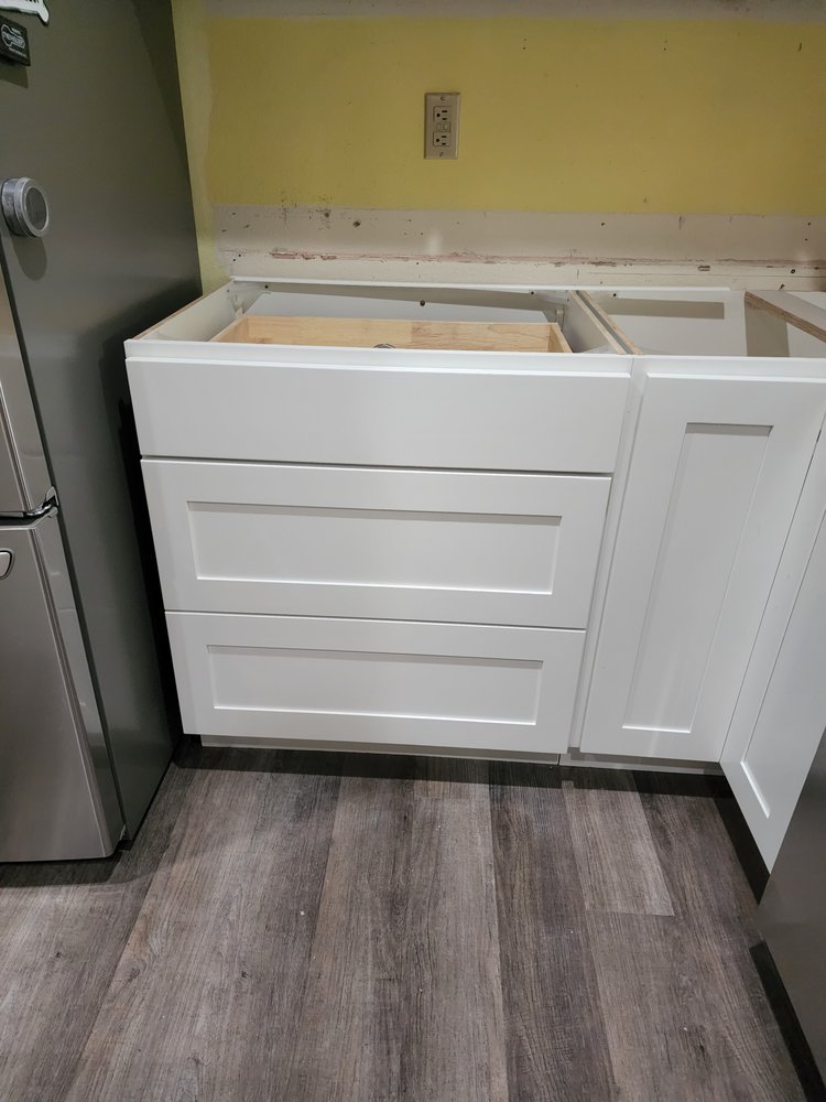 Slide of Maple Valley Handyman Services