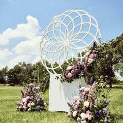 Petals & Stems Florist - Altar