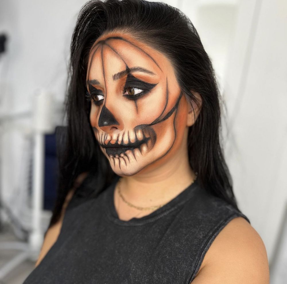 AV Glam Makeup & Lashes Logo