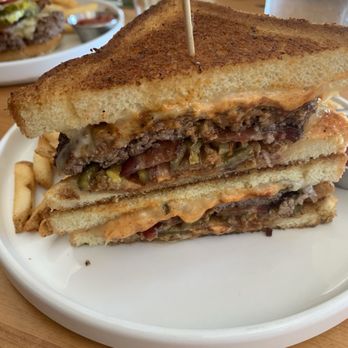 Chomp Kitchen and Drinks - Smokey Bandit Melt - American Near Me - Providence, Rhode Island Chomp Kitchen and Drinks - Smokey Bandit Melt - American Near Me - Providence, Rhode Island