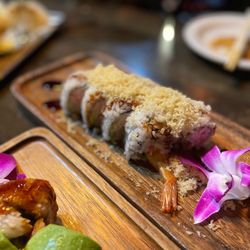 Kamakura Japanese Cuisine - Seattle - Crunch Roll