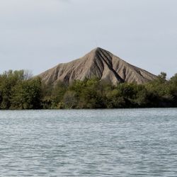 Mazonia/Braidwood State Fish and Wildlife Area - Hmmm, wonder who has a John boat we can borrow.