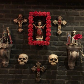 Calaveras Cantina - Bars Near Me - Boca Raton, Florida Calaveras Cantina - Bars Near Me - Boca Raton, Florida