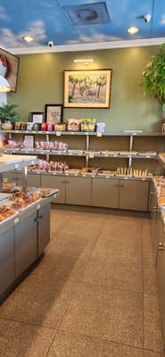 Uncle Chuang’s Bakery by null