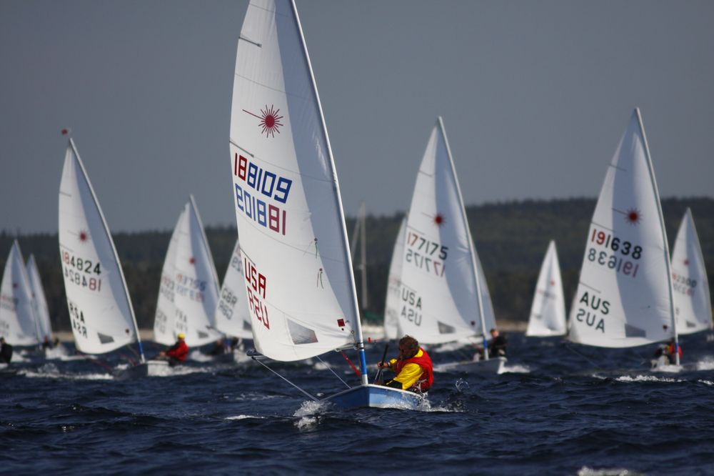 Schroth Fiberglass Logo