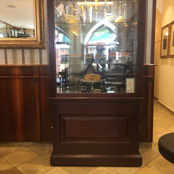 Kaminski - Dessert Bar - Italian Near Me - Regensburg, BY