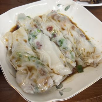 New Hong Kong - Rice E2.Rice Noodle Roll w.BBQ Pork - Chinese Near Me - Merced, California New Hong Kong - Rice E2.Rice Noodle Roll w.BBQ Pork - Chinese Near Me - Merced, California