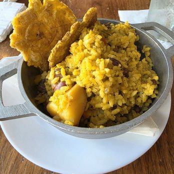 1950 Condado - Country Style Rice - Similar to a paella with Puerto Rican flavors - Puerto Rican Near Me - San Juan, Puerto Rico 1950 Condado - Country Style Rice - Similar to a paella with Puerto Rican flavors - Puerto Rican Near Me - San Juan, Puerto Rico