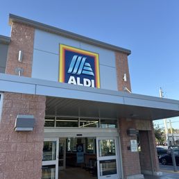 Exterior photo of ALDI - Deerfield Beach, Florida Exterior photo of ALDI - Deerfield Beach, Florida
