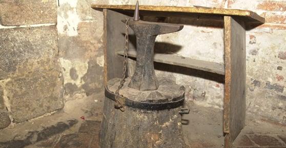 Mittelalterliche Lochgefängnisse by null