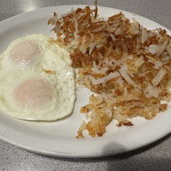 Reflections Family Restaurant - Two eggs over easy with hash browns - Coffee & Tea Near Me - Casey, Illinois