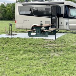 Elkhorn Crossing Recreation Area - Elkhorn Crossing RV pad campsite