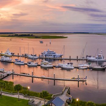 Amelia Limo Suv - Amelia Harbor - Limos Near Me