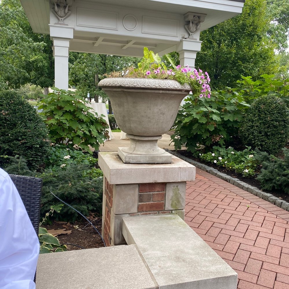 Glidden House - Patio! - Hotels Near Me - Cleveland, Ohio Glidden House - Patio! - Hotels Near Me - Cleveland, Ohio