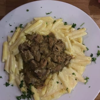 Knolls Restaurant - Mac and cheese with chili verde pork - American Near Me - Long Beach, California