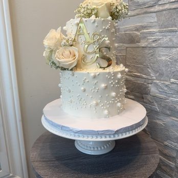 Royal_cakes_mtl - Custom Cakes Near Me Royal_cakes_mtl - Custom Cakes Near Me