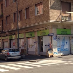 Il Mercato Verde - Posizionato all'angolo tra la via Bassini e la via Beruto