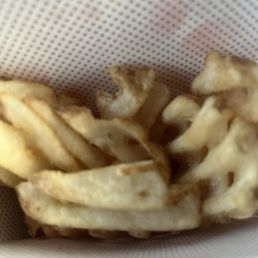 Soggy fries with a lot of salt on the first fry then the rest are soggy and have no flavor Soggy fries with a lot of salt on the first fry then the rest are soggy and have no flavor