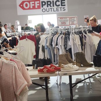 Off Price Outlets - Shoe Stores Near Me - Wallingford, Connecticut Off Price Outlets - Shoe Stores Near Me - Wallingford, Connecticut