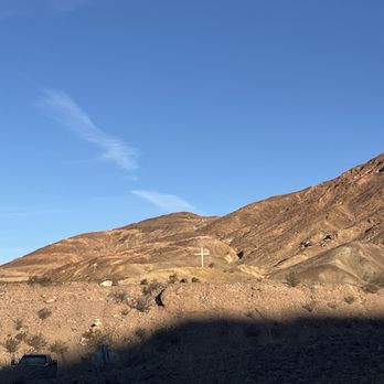 Calico Ghost Town Campground - Hiking around the ghost town. - Campgrounds Near Me - Yermo, California