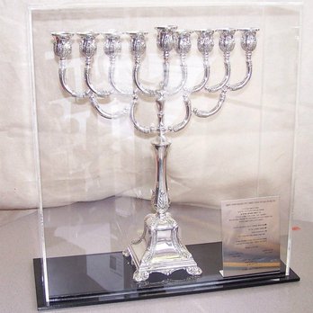 QSR Awards & Engravings - Trophy Shops Near Me - Lincolnwood, Illinois QSR Awards & Engravings - Trophy Shops Near Me - Lincolnwood, Illinois