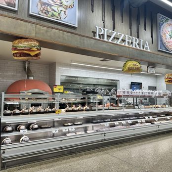 Pete's Fresh Market - Pizzería - Grocery Near Me - Wheaton, Illinois Pete's Fresh Market - Pizzería - Grocery Near Me - Wheaton, Illinois