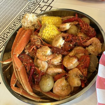 Wild Crab Boil - Seafood Near Me - Glendale Heights, Illinois Wild Crab Boil - Seafood Near Me - Glendale Heights, Illinois