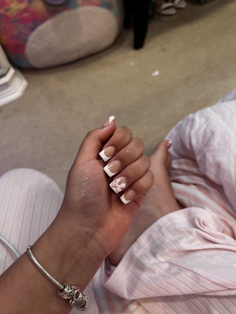Pixie Nail Lounge - What I ended up doing to my nails at home after being unsatisfied with my service. - Waxing Near Me - Naples, Florida Pixie Nail Lounge - What I ended up doing to my nails at home after being unsatisfied with my service. - Waxing Near Me - Naples, Florida