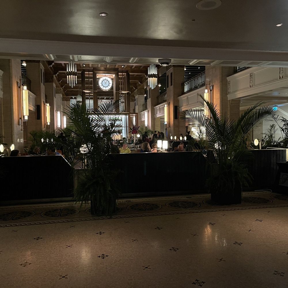Fairmont Royal York - Interior - Hotels Near Me - Toronto, Ontario Fairmont Royal York - Interior - Hotels Near Me - Toronto, Ontario