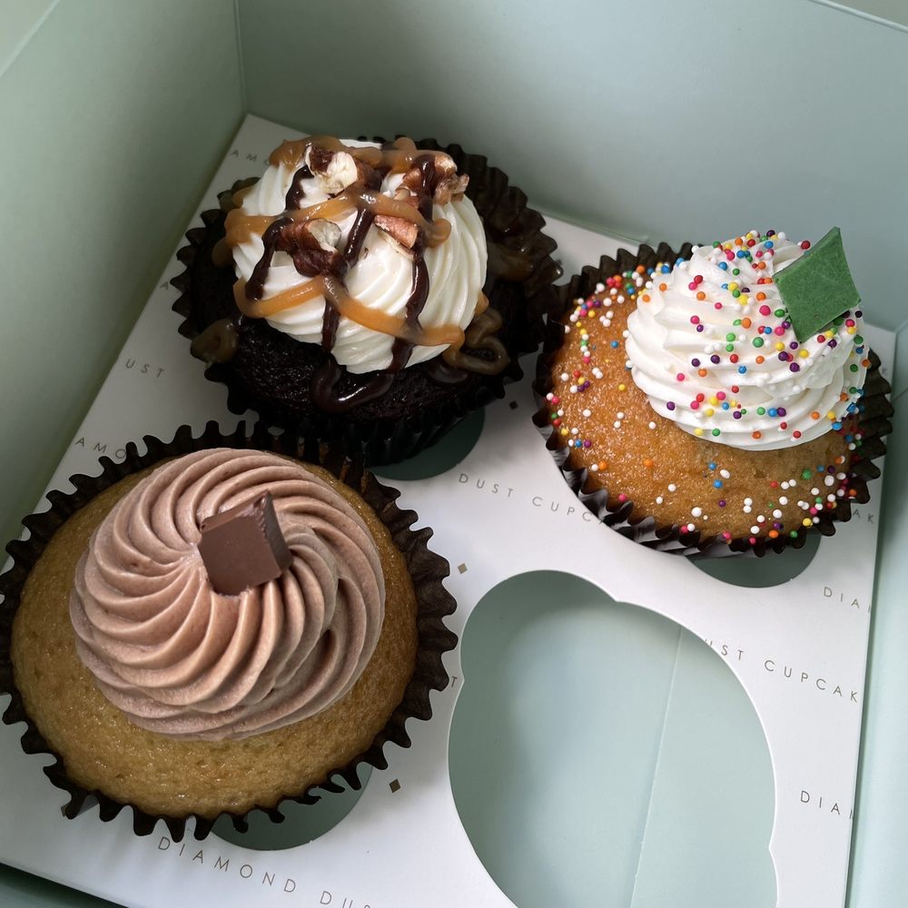 Diamond Dust - Cupcakes Near Me - Decatur, Georgia