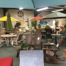 Brunson's Furniture Center & Patio Shoppe - Showroom