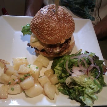 Cosy Corner - Burger cosy reblochon. - Cafes Near Me - Lyon, 69