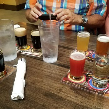 Barrelhouse 101 - Beer tasters - American Near Me - Ventura, California