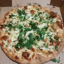 Garlic Chicken Pizza
