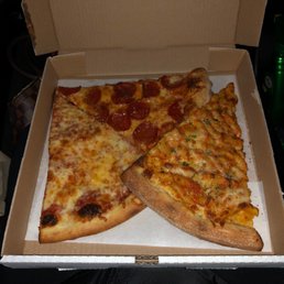 Penne vodka, cheese and pepperoni slice Penne vodka, cheese and pepperoni slice